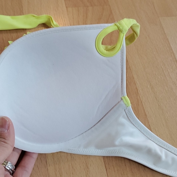 Swimsuit top - Picture 3 of 4